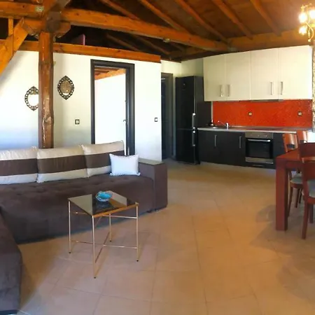 Elisabeth Luxury * ブアブロウ