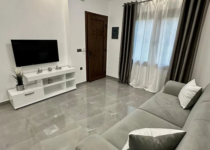 Elisabeth Luxury * Vourvourou