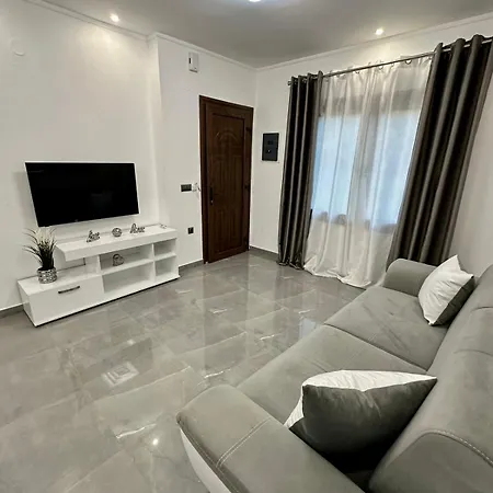 Elisabeth Luxury * Vourvourou