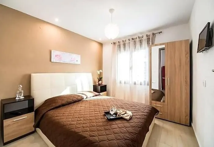 Elisabeth Luxury וילה וורוורו